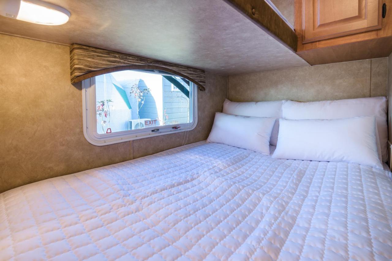Jeju Starlight Glamping Villa ภายนอก รูปภาพ